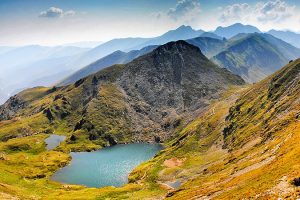 Drumeții în natură: Descoperă cele mai spectaculoase trasee montane din România